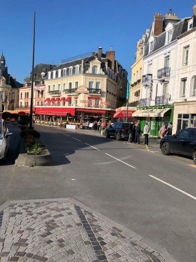 L'Etoile De Trouville المظهر الخارجي الصورة